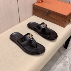 Louis Vuitton Slippers